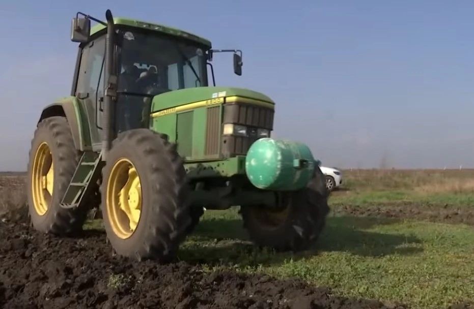 Vonesat e subvencioneve alarmojnë fermerët: Sezoni bujqësor i këtij viti në pikëpyetje