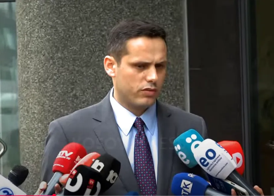 Gruda: Kushtetuesja konfirmoi qëndrimet e PDK-së, afatet s’mund të përshtaten sipas vullnetit politik
