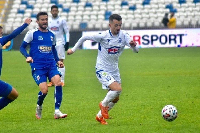 Superliga e Kosovës: Zbardhen formacionet zyrtare për superderbin ndërmjet Llapit dhe Prishtinës