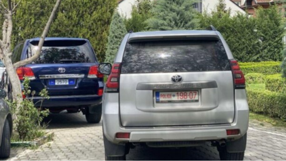 Trendafilova vazhdon qëndrimin në njërin nga hotelet e Prishtinës, ruhet nga Policia e Kosovës