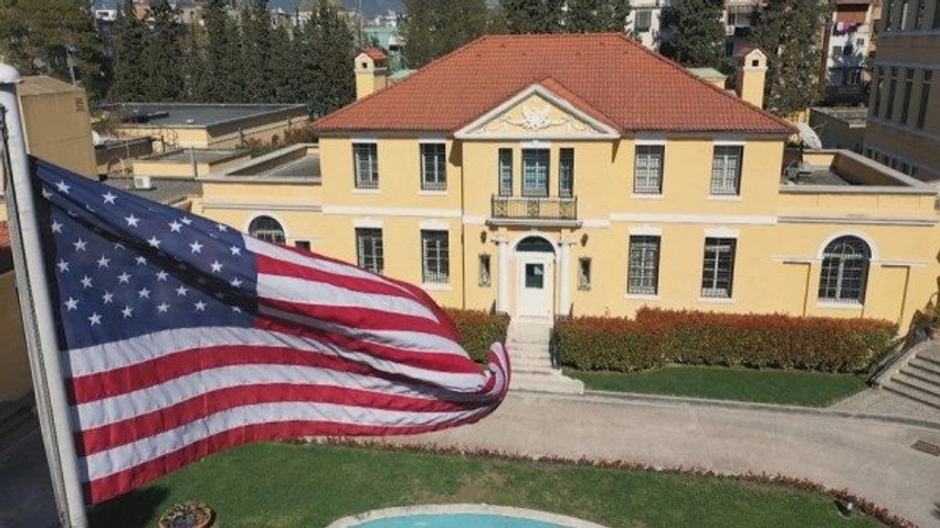 Tensione dhe përplasje në Tiranë, Ambasada e SHBA-së lëshon paralajmërimin urgjent për qytetarët e saj