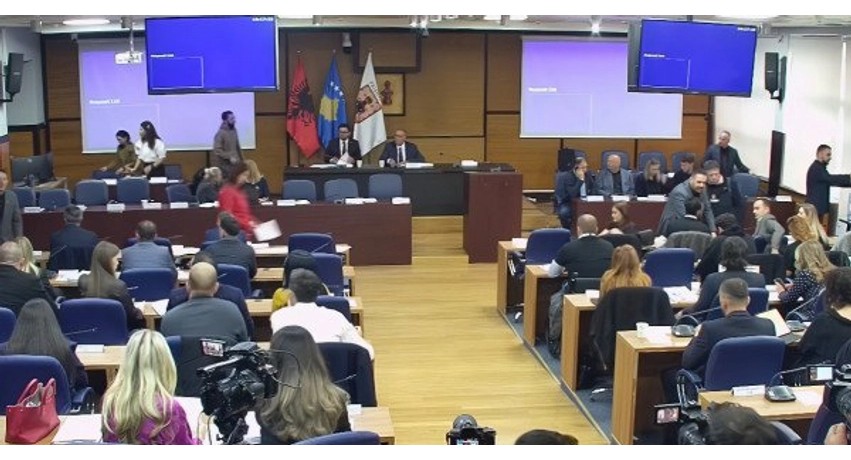 Kryeqyteti bëhet me ndërmarrje publike për mbeturina, Kuvendi Komunal i Prishtinës jep dritën jeshile