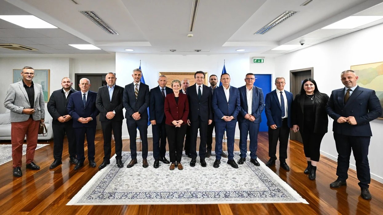 Kurti e quan historike bashkimin e shqiptarëve të Luginës në zgjedhjet e Serbisë