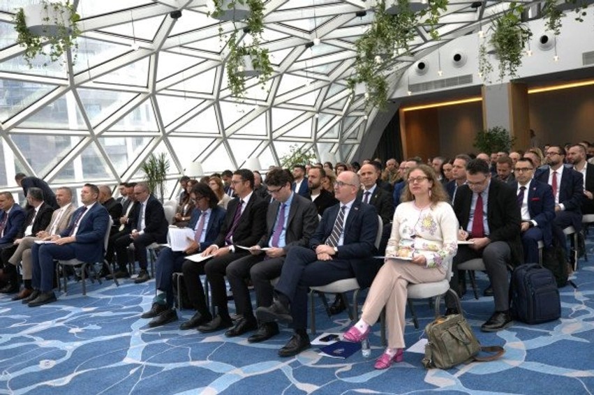 Prishtina mikpret për herë të parë ngjarjen e Procesit të Berlinit: Fokus tek integriteti financiar dhe ekonomitë reziliente