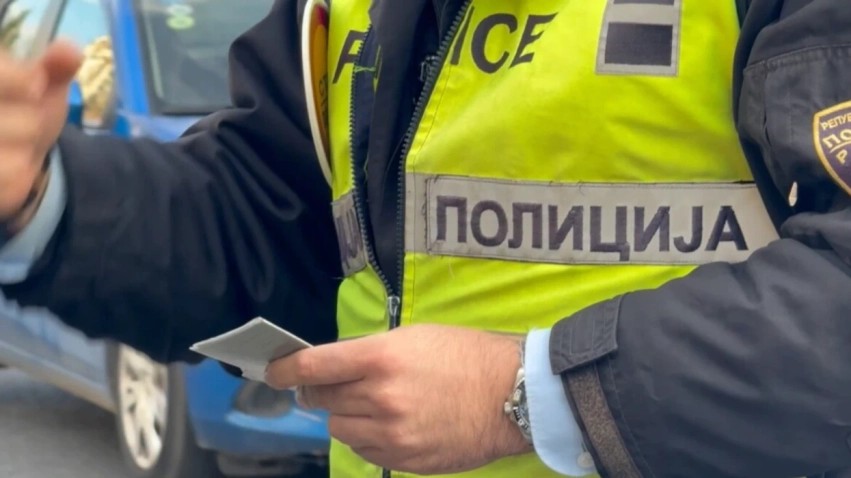 Aksion i Policisë në Maqedoni: Dhjetë persona prangosen për drejtim të rrezikshëm të automjeteve