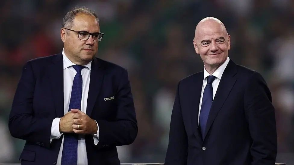 Rruga e hapur për një mandat tjetër: Infantino afër rizgjedhjes në krye të FIFA-s