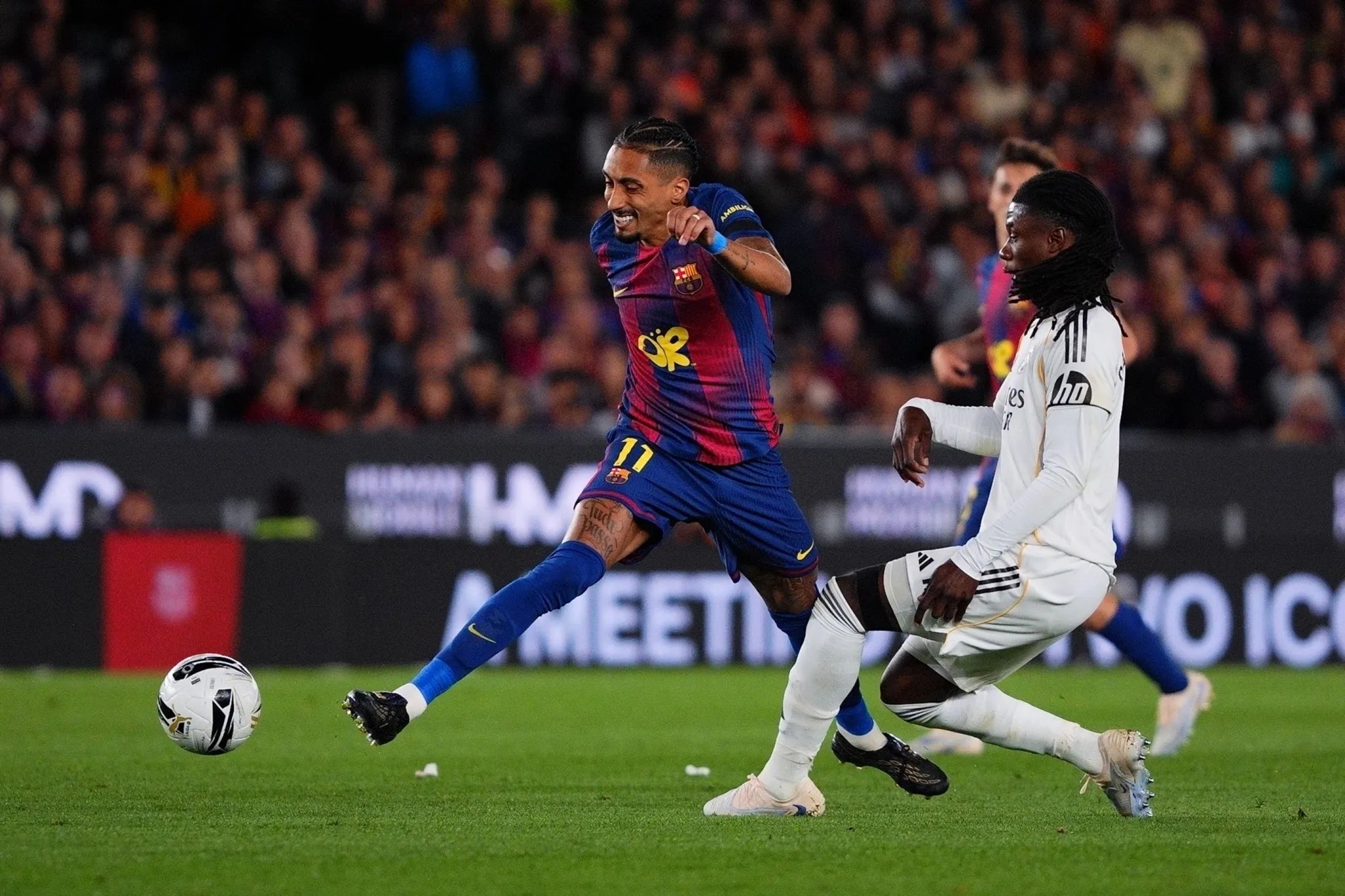 Ndodh ndryshimi i papritur: Kush nuk do ta gjykojë përballjen e madhe mes Barcelonës dhe Real Madridit?