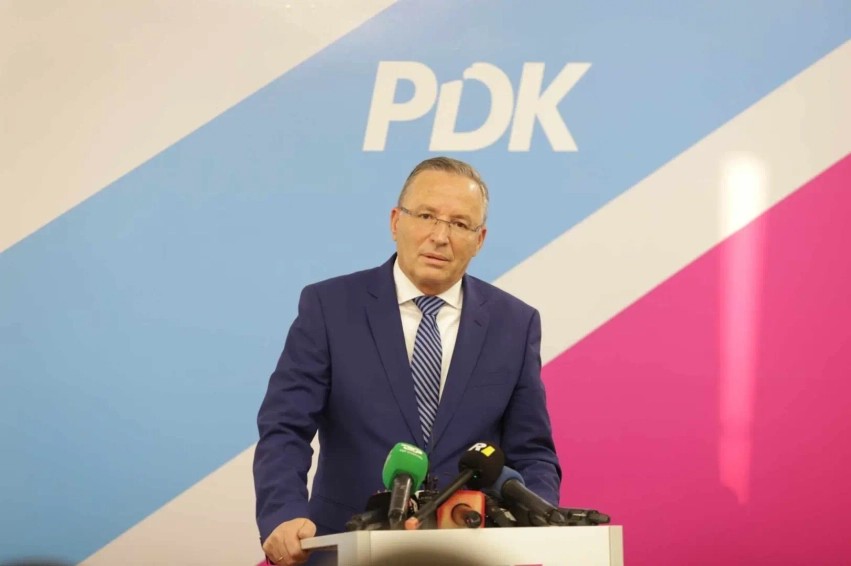 Tubimi i 1 Tetorit: Bedri Hamza kërkon pjesëmarrje masive kundër vendimit të Gjykatës Speciale
