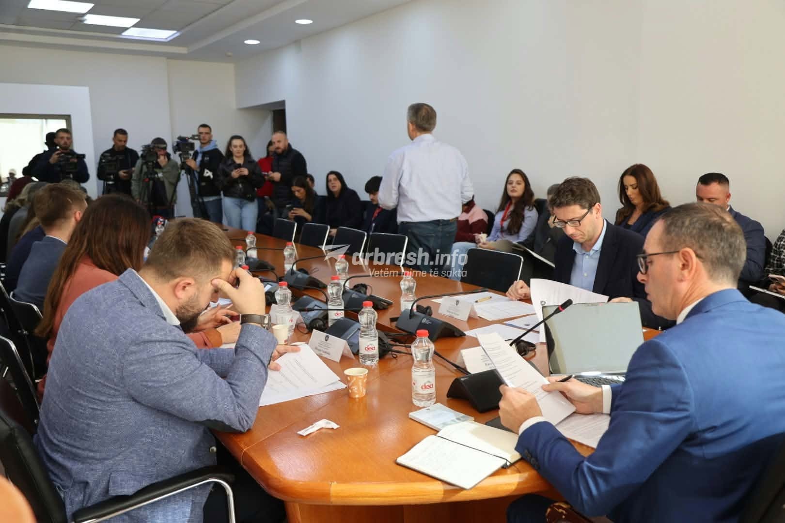 Mbikëqyrja e financave: Murati dhe Spanca para deputetëve për auditimin e buxhetit