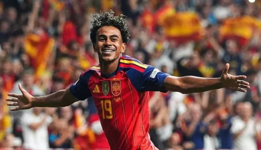 Fenomeni Yamal lë pas Messin dhe Ronaldon në moshën 19-vjeçare me shifra historike