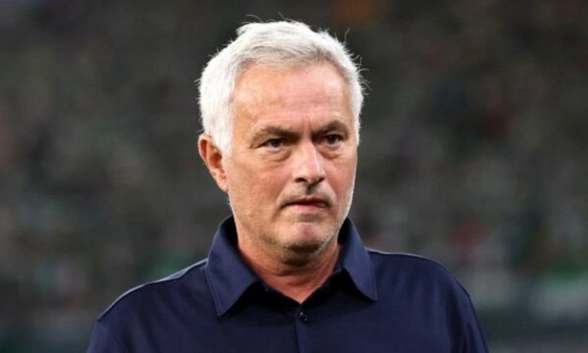 Taktika e fshehtë e Jose Mourinhos: Si planifikon Real Madridi të mposht Barcelonën në 'El Clasico'