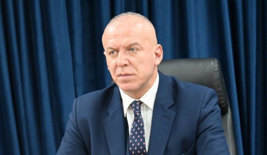 Tragjedia në Pejë: Vigan Qorroli kërkon llogaridhënie nga prokurorja për fatin e Arlinda Zekajt