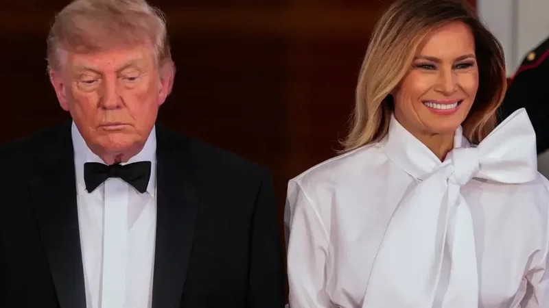 Stili i Melania Trump në shënjestër: Veshja mijëra dollarëshe që ngjalli debate të nxehta në rrjet