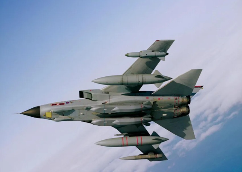 Londra rikonfirmon aleancën: Premtohet dërgesa e raketave të avancuara Storm Shadow për Kievin