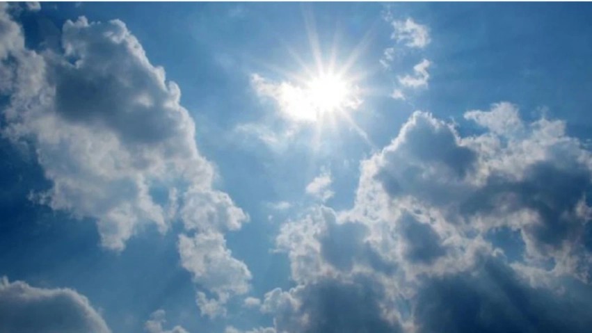 Moti për të mërkurën: Stabilitet atmosferik dhe erëra të forta në zonat bregdetare