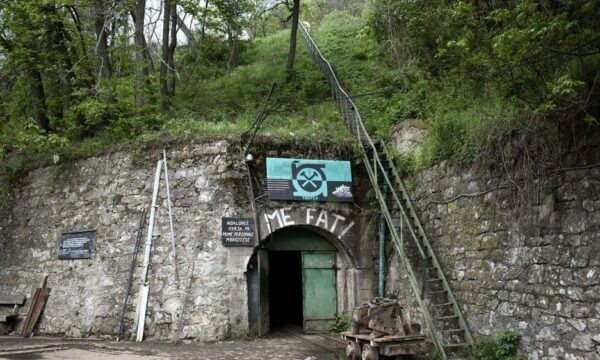 Situatë emergjente në Trepçë: 63 minatorë mbeten të bllokuar nëntokë pas një defekti teknik