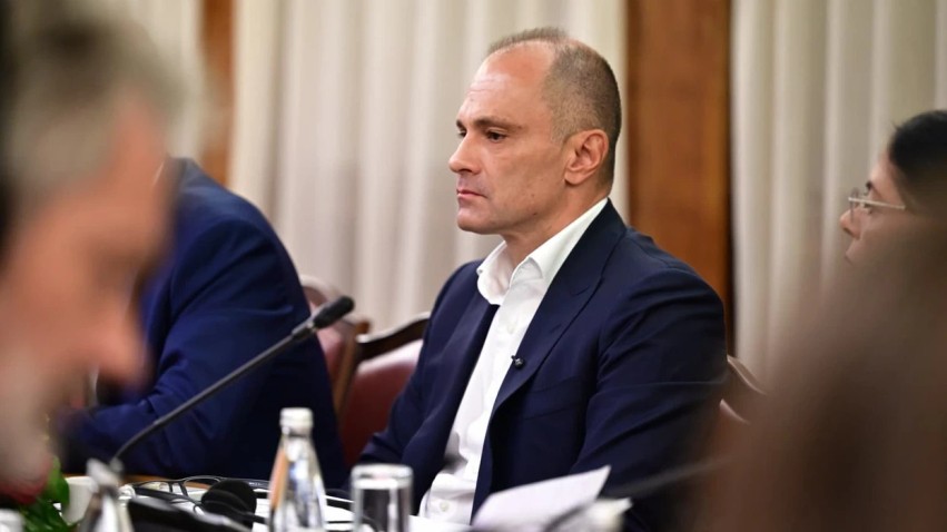 Alarmi i LSDM-së: Buxheti i shtetit ka një gropë prej 900 milionë eurosh, rrezikohen pagat dhe pensionet