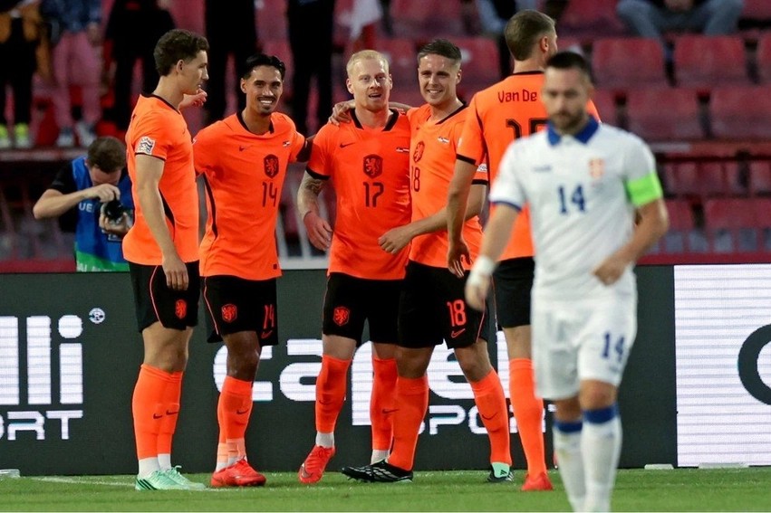 Holanda triumfon në udhëtim ndaj Serbisë, merr tri pikë të arta në Ligën e Kombeve