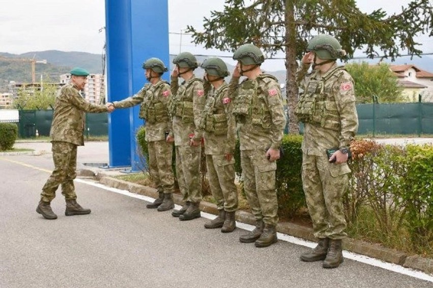 Vizita e fundit e komandantit të KFOR-it në Prizren, afrohet ceremonia e dorëzimit të detyrës