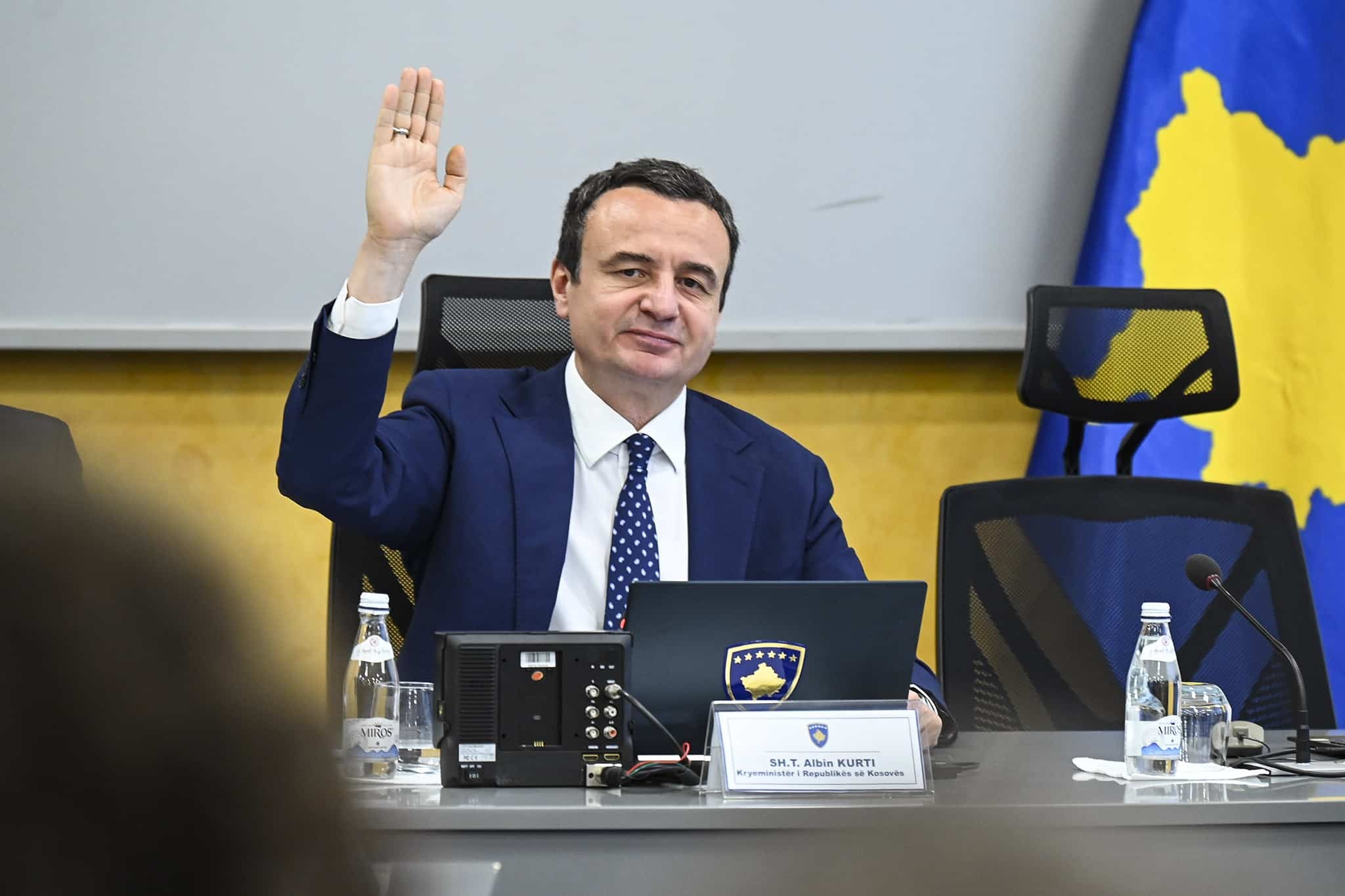 Buxheti i shtetit ndryshon: Mbi 100 milionë euro për pagën e 13-të dhe përvojën e punës në sektorin publik