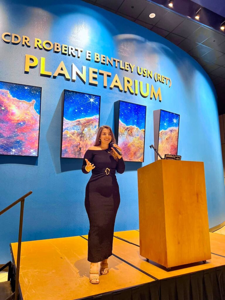 Pranvera Hyseni përfaqëson Kosovën në konferencën e planetariumeve në SHBA