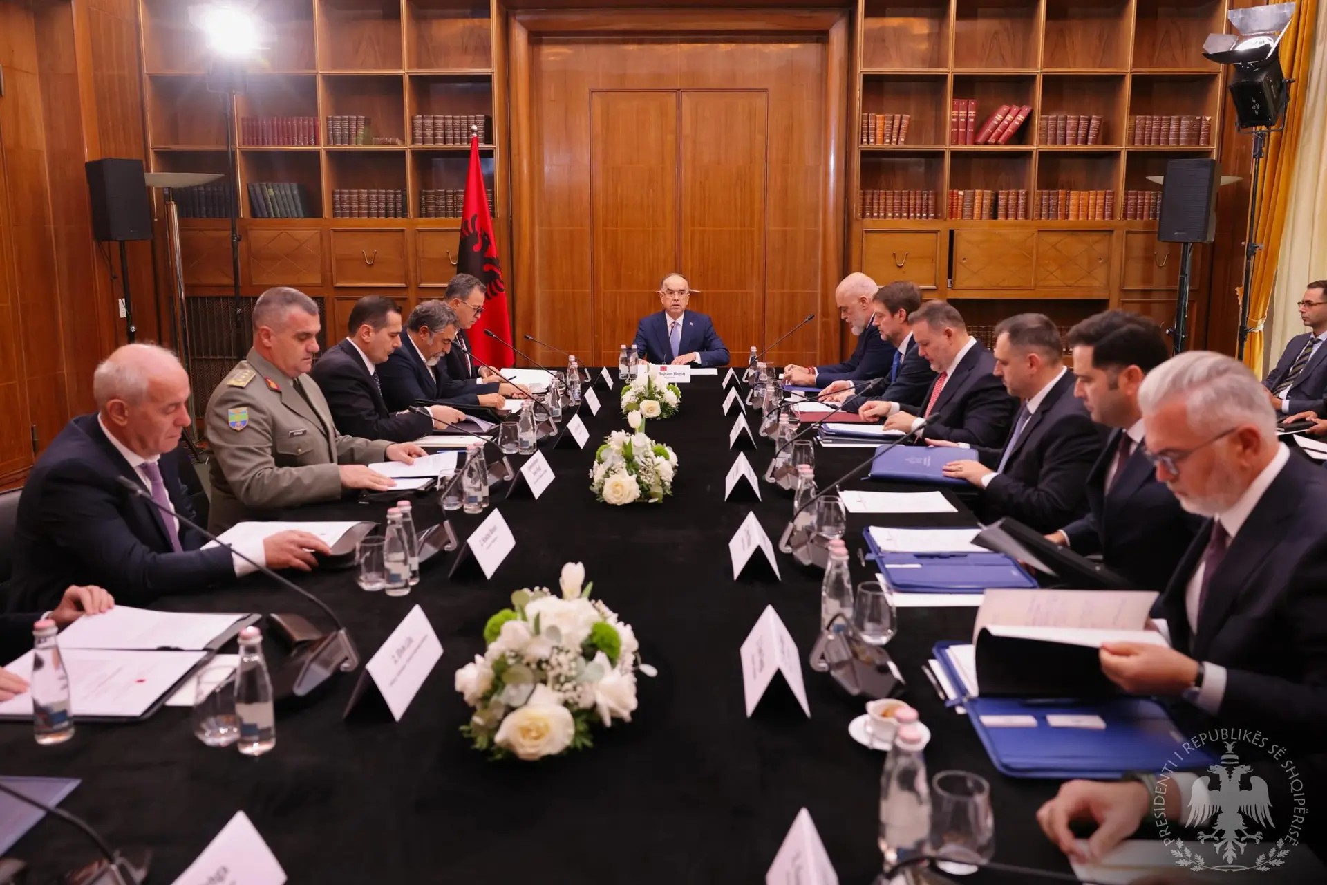Këshilli i Sigurisë Kombëtare nën drejtimin e Begajt: Fokus te bashkëpunimi dhe integriteti i institucioneve