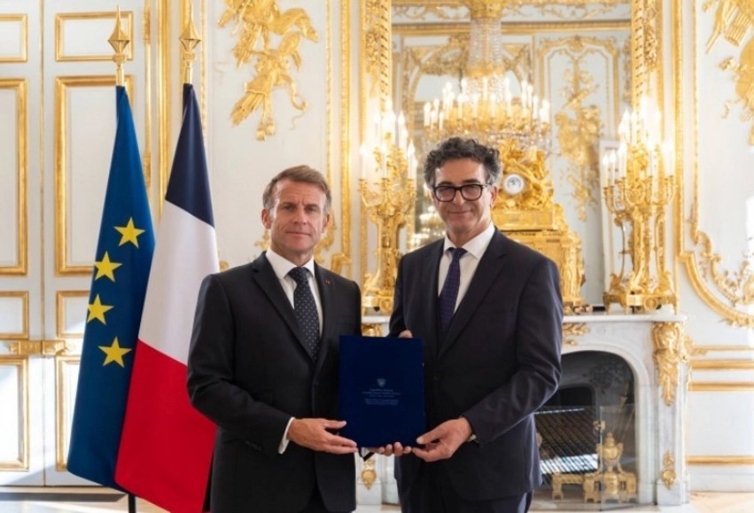 Diplomacia e Kosovës në Paris, ambasadori Lulzim Hiseni i dorëzon letrat kredenciale kreut të shtetit francez Emmanuel Macron