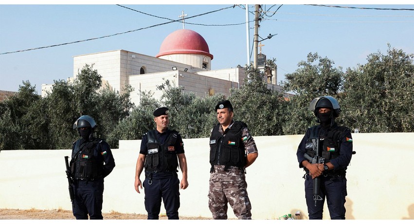 Jordania mobilizon forcat e sigurisë pas sulmit tragjik në kishë, vijon gjuetia për autorët