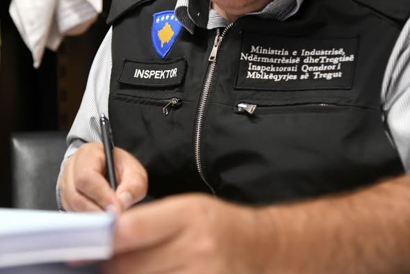 Aksion kundër abuzimit me çmimet e ilaçeve: Gjobiten barnatoret në Pejë, nisin kontrollet në mbarë vendin