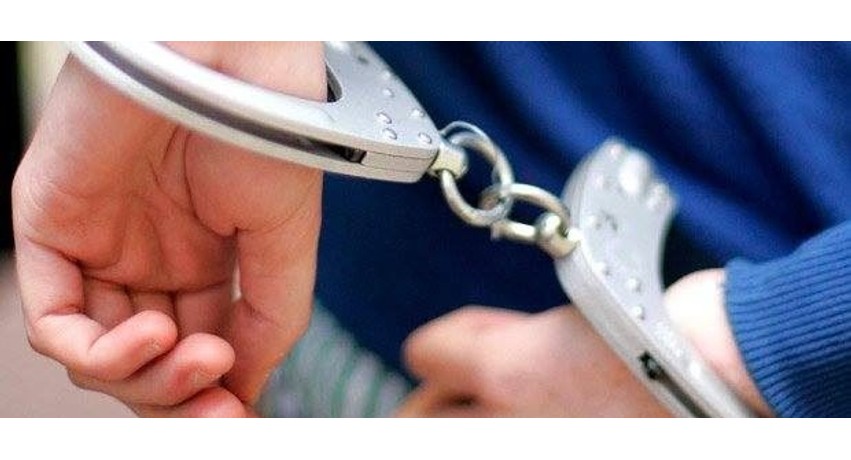 Goditje e Policisë së Shtetit: Pranga në Tiranë e Rinas dy personave të shpallur në kërkim ndërkombëtar